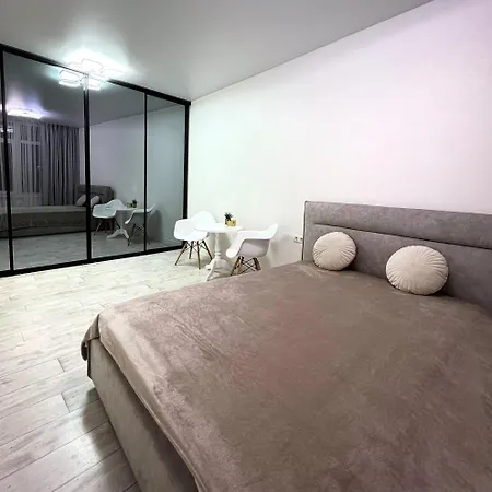 Apartment стильні з 2 спальнями біля моря, каманіна *